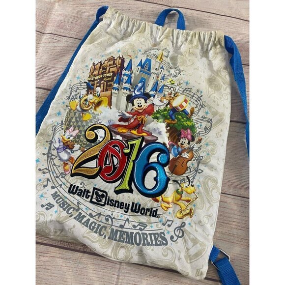 2016 Walt Disney World Embroiderd Disneyland Back Pack - OS - Picture 2 of 8